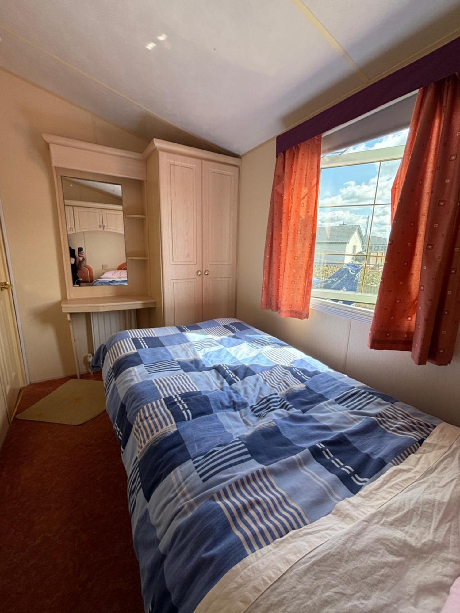 Вилла Seaside Chalet Quilty Экстерьер фото